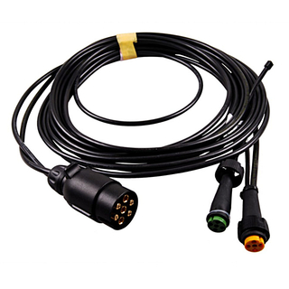 Kabelsatz 5 m lg. mit PVC-Stecker, 7-polig mit Abgang für DC Anschl.